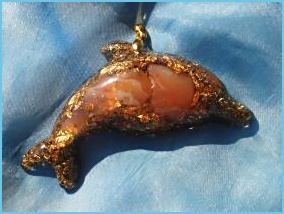 wm_delfinek_sardonix_zlato