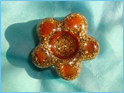 orgonit_kvitek_karneol_zlato